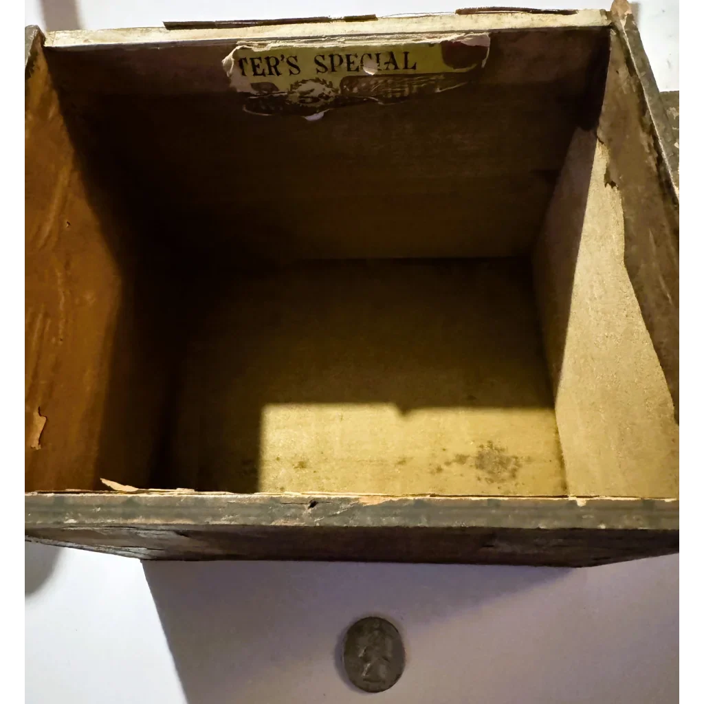 Discover Americana Treasure Vintage Renter's Special Cigar Box