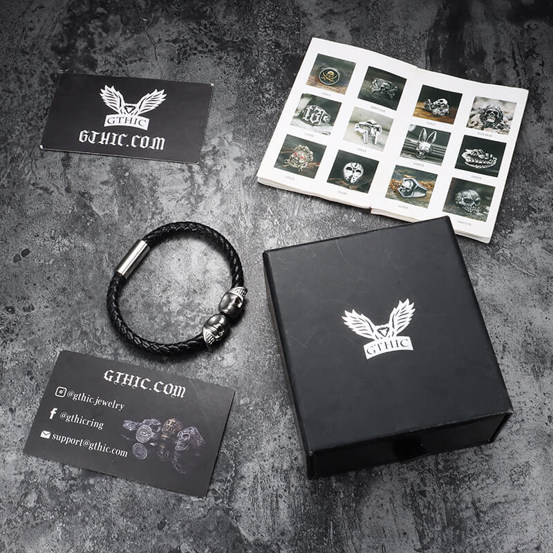 Pulsera de cuero con hebilla magnética de acero inoxidable trenzado con doble calavera