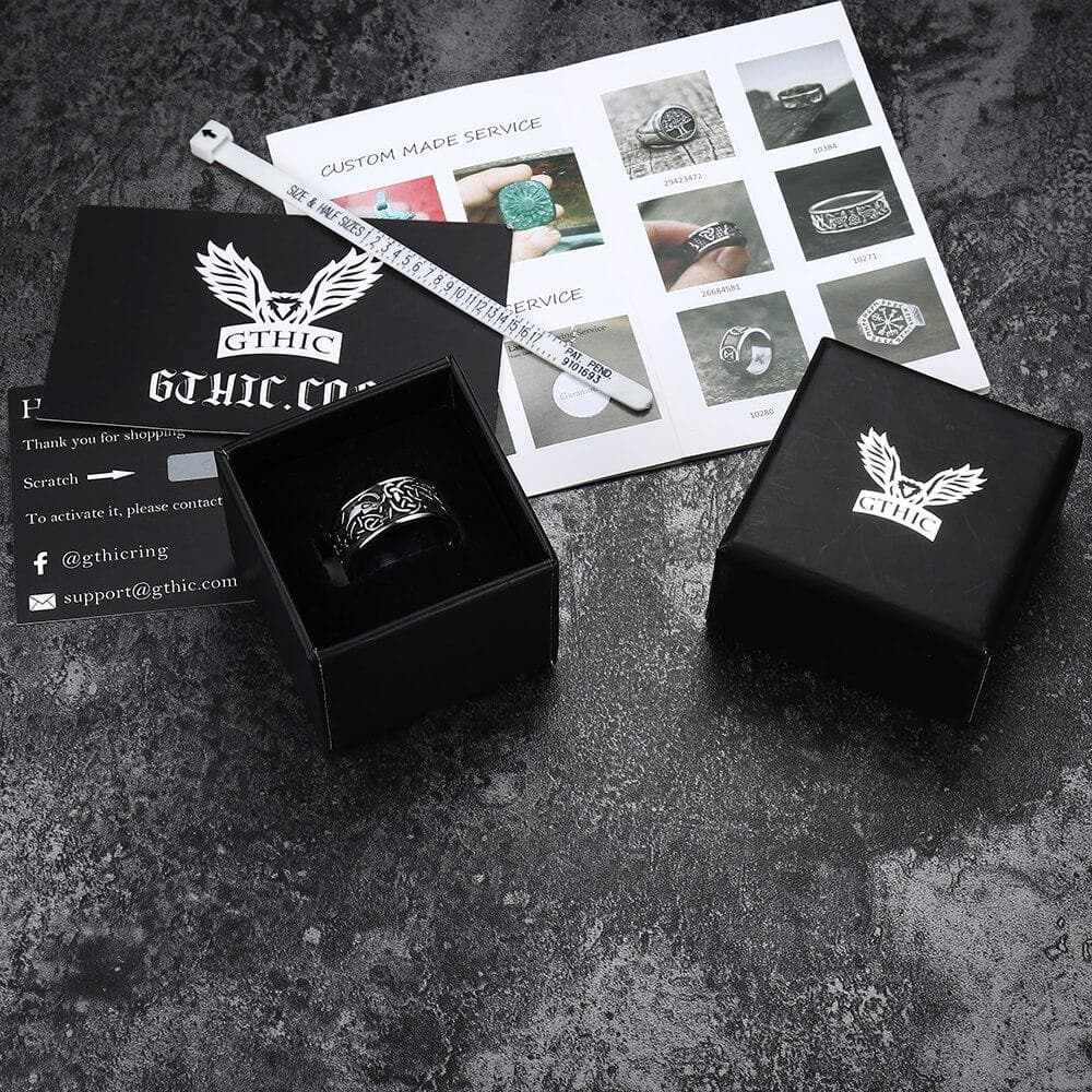 Anillo vikingo de acero inoxidable con nudo celta y cabeza de dragón