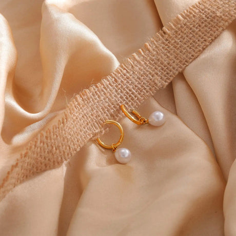 Small Water Drop Shape Pearl Pendant Necklace And Earrings Suite Women - Lootquake