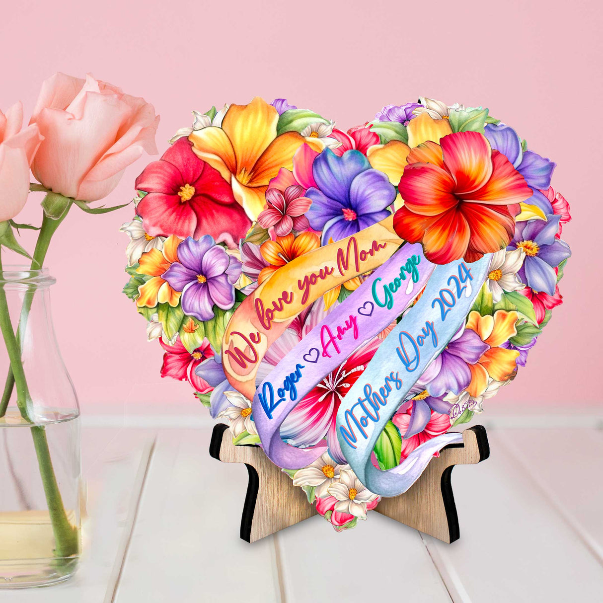 Regalo personalizado para el Día de la Madre: Corazón de flores con nombres familiares en soporte de madera, decoración para mamá de G. Debrekht Family Love Decor - 8688300