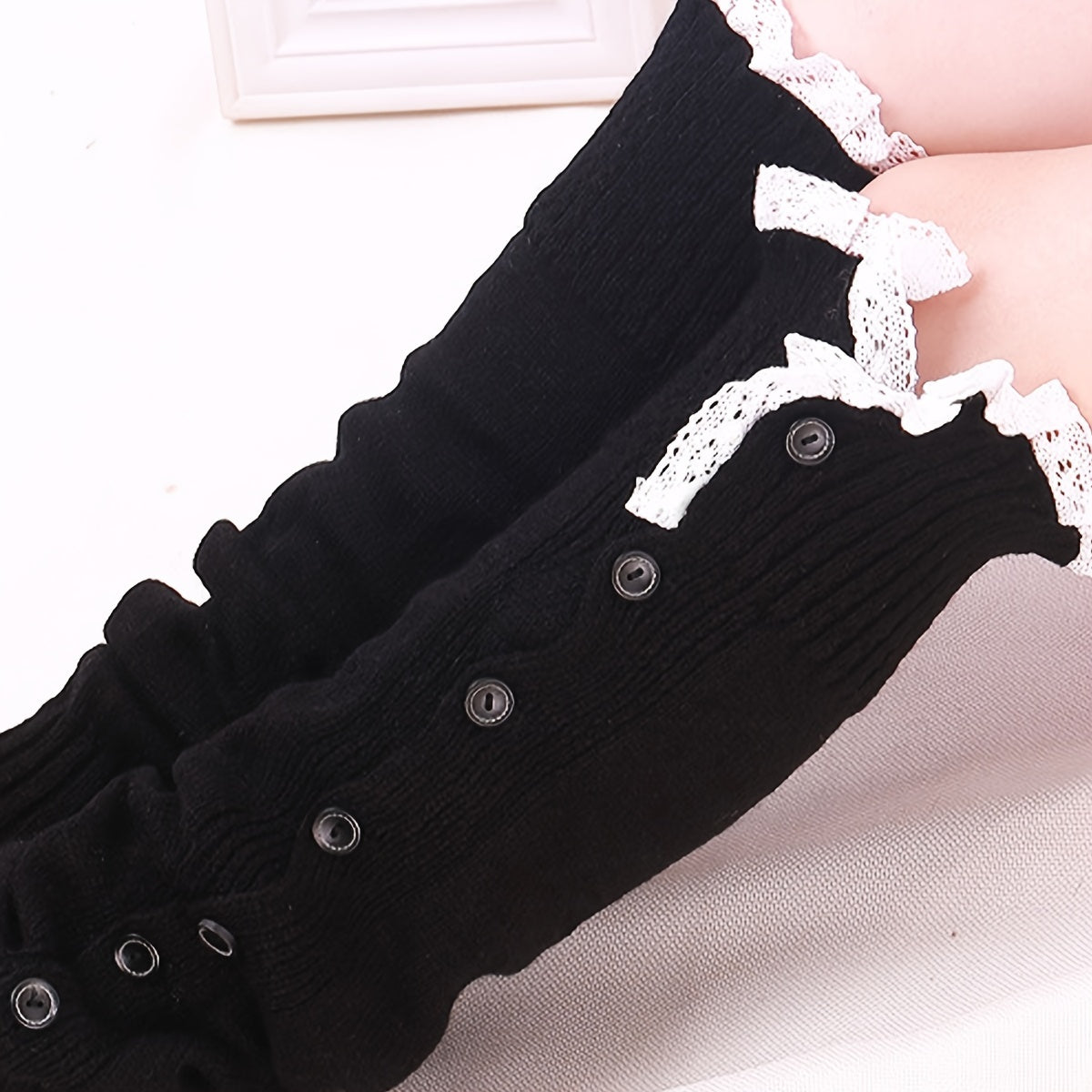 Calentadores de piernas de punto con ribete de encaje: suaves, elásticos y por encima de la rodilla para mujer. Medias y calcetines a juego con botones decorativos para el frío.
