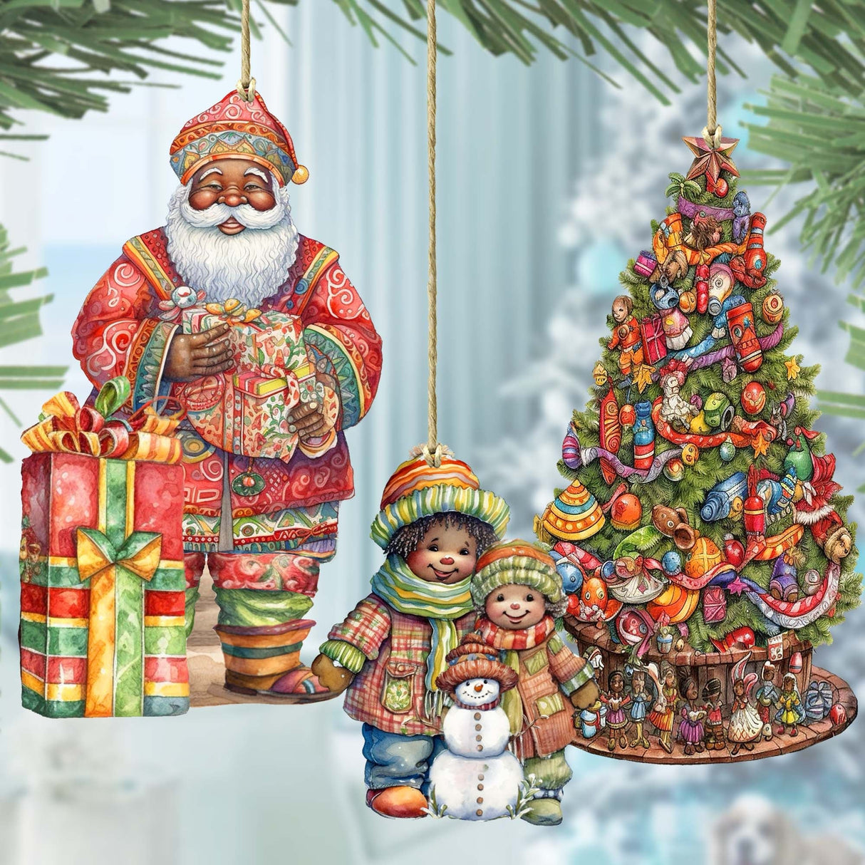 Papá Noel de todo el mundo - Papá Noel de inspiración afroamericana - Juego de 3 adornos de madera de G. DeBrekht - Decoración navideña de Papá Noel y muñeco de nieve - 8091310S3