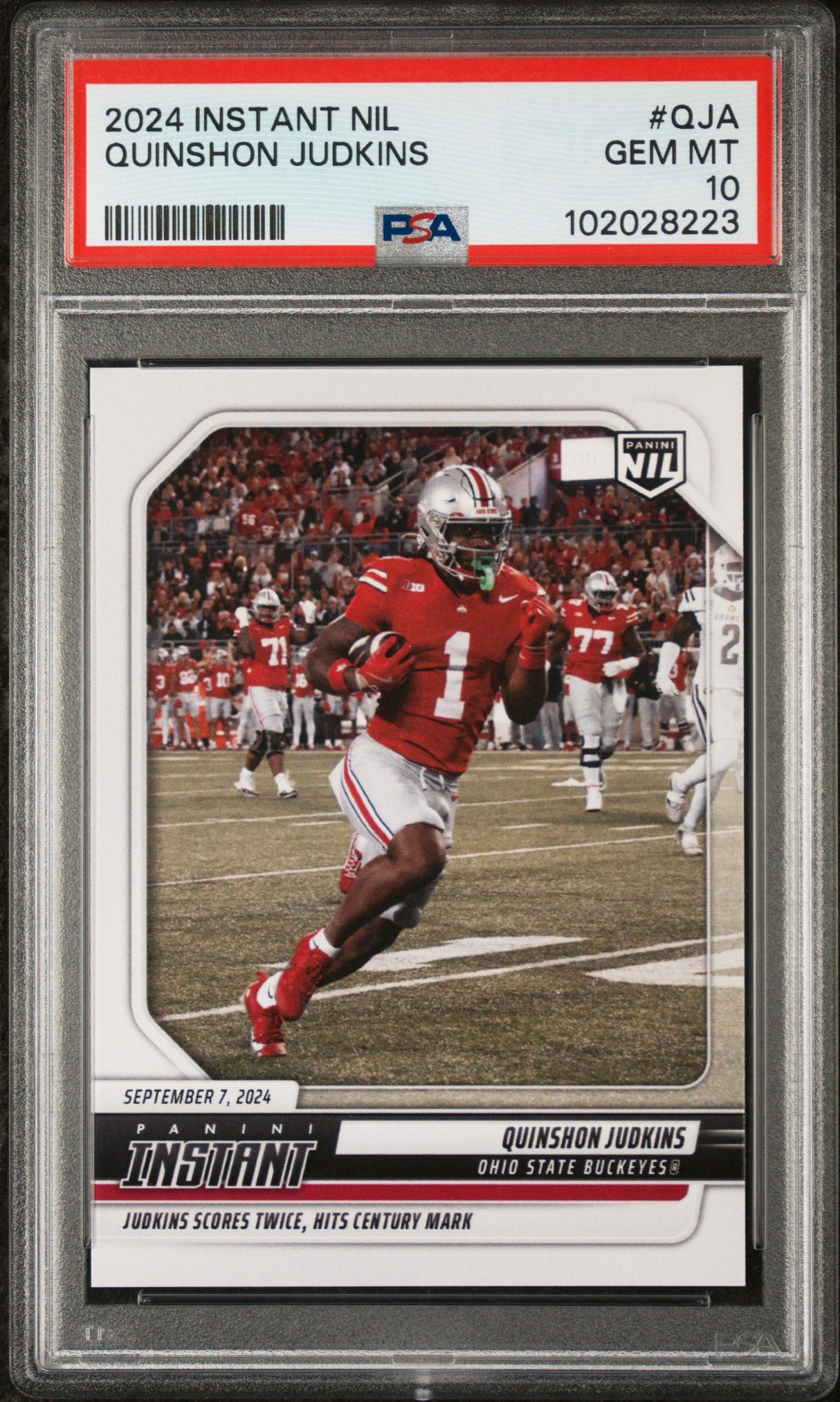 Tarjeta de fútbol RC Quinshon Judkins #QJA Rookie de Panini Instant NIL 2024 PSA 10 Gem Mint