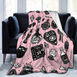 Couverture en flanelle imprimée Halloween, douce et confortable, idéale pour la sieste, le voyage, le canapé, le lit, le bureau, la décoration intérieure, cadeau d'anniversaire, d'Halloween, pour garçons, filles et adultes, disponible en toute saison.