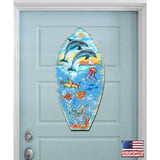Tabla de surf con criaturas marinas para puerta, decoración de G. DeBrekht - Decoración costera navideña - 8198522-3H