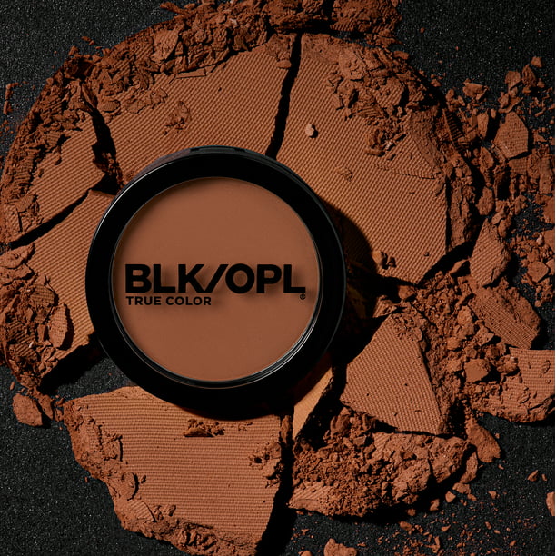 BLACK OPAL Oil Absorbing Pressed Powder