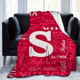 1pc Personalized Name Flannel Blanket - Cozy & Warm, Customized with Your Letters - A Perfect Commemorative Gift for Loved Ones, Ideal for Napping, Camping, & Travel Adventures
