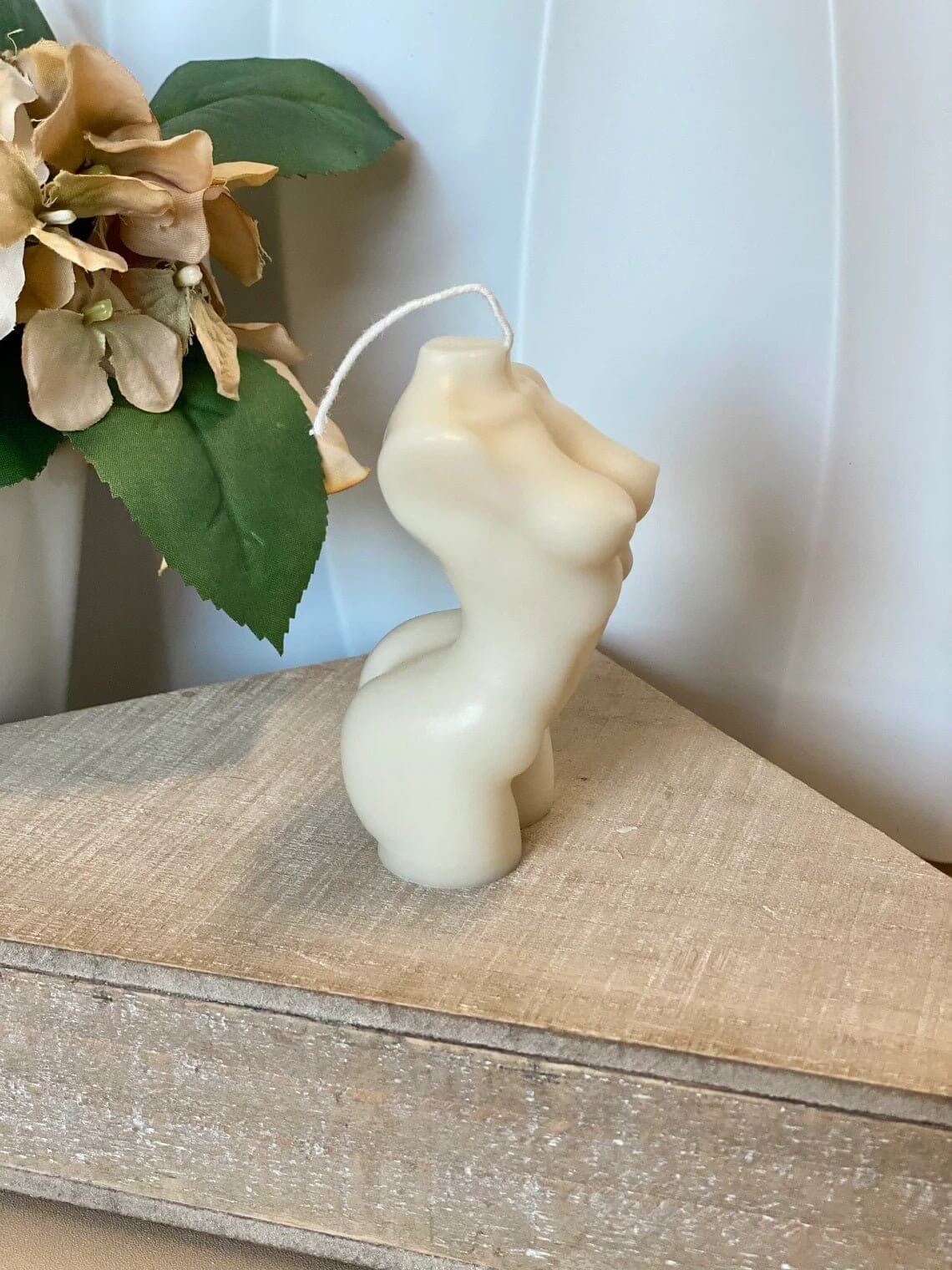 Female Body Candle - Artistic Soy Wax Scented Candle for Elegant Home Decor