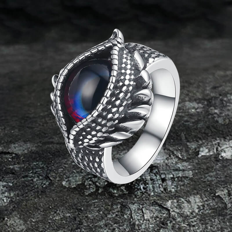 Anillo gótico de acero inoxidable con diseño de ojo malvado