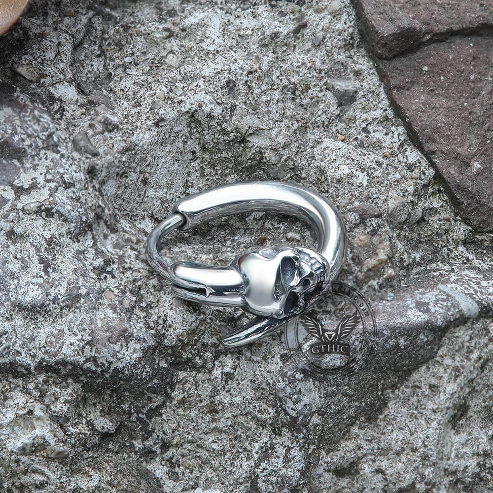 Pendientes de acero inoxidable con calavera gótica