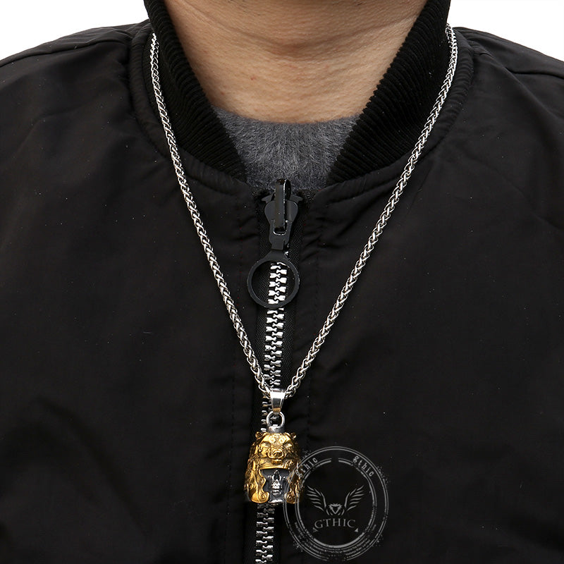 Colgante de campana de acero inoxidable con casco de lobo y calavera gótica