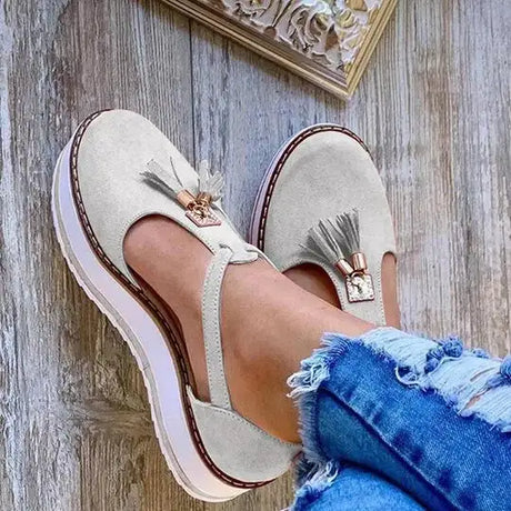 Women Flat Shoes Thick Sole Platform Shoes - Lootquake