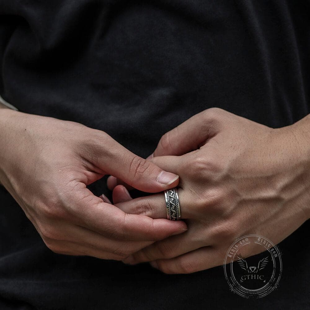 Anillo retro de acero inoxidable con diseño de cable de cáñamo