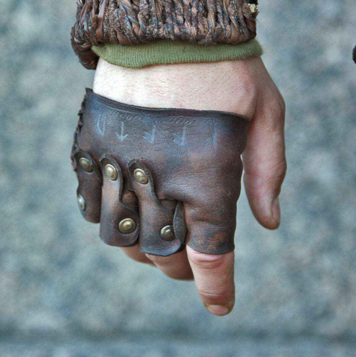 Floki battle leather glove