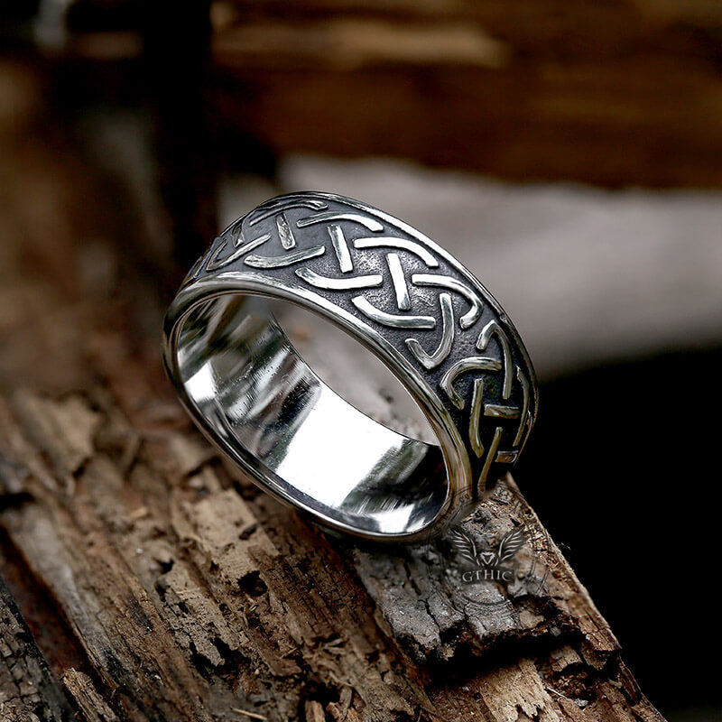 Anillo vikingo de acero inoxidable Claddagh irlandés