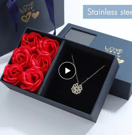 Rose Gift Box with Four-Leaf Grass and Heart Necklaces - Lootquake