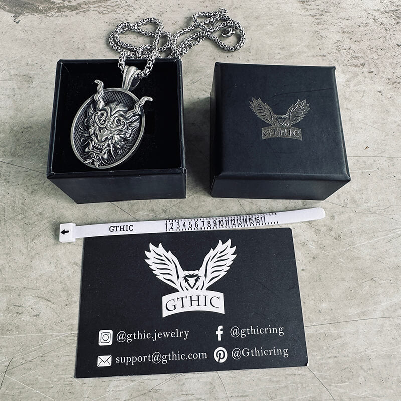 Colgante japonés de estaño puro Oni