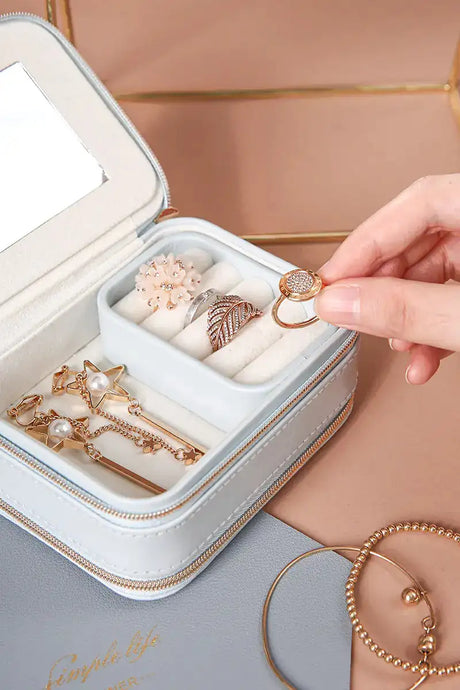 Portable Travel Jewelry Box for Earrings and Necklaces - Lootquake
