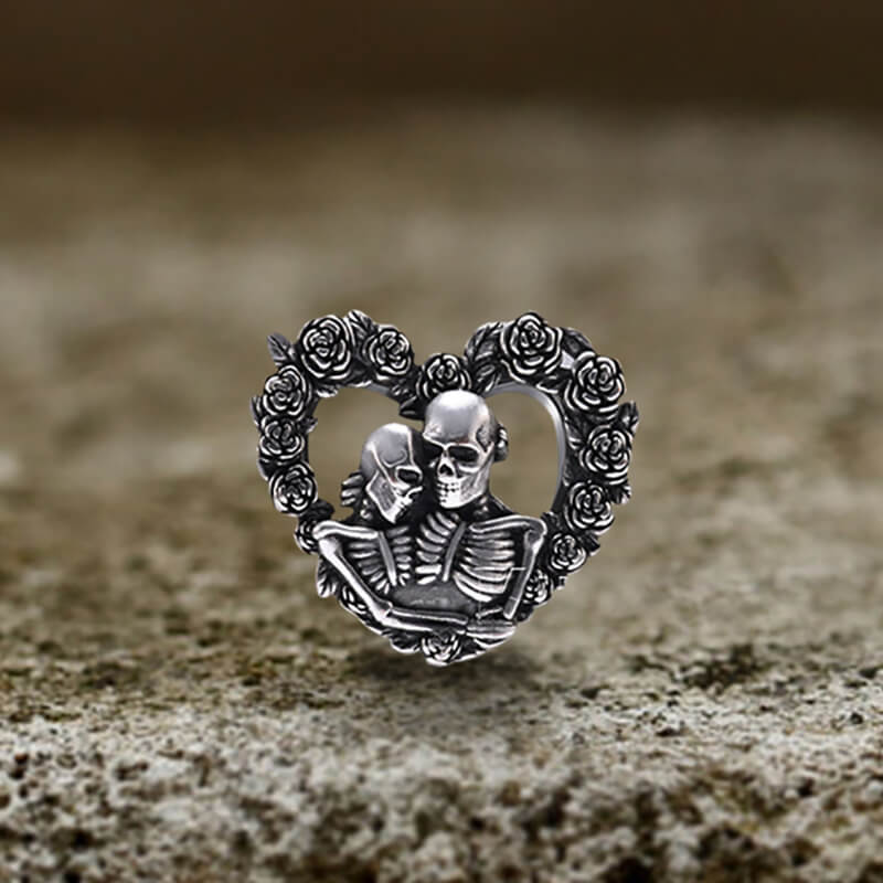 Dilatadores de oreja de acero inoxidable con forma de calavera y corazón