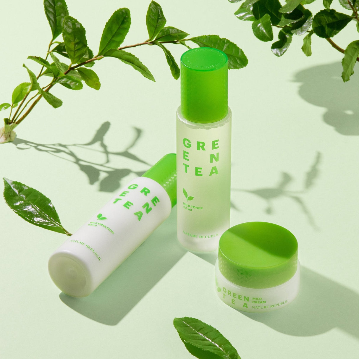 Set de cuidado de la piel con té verde puro [Mini tónico, emulsión y algodón facial gratis]