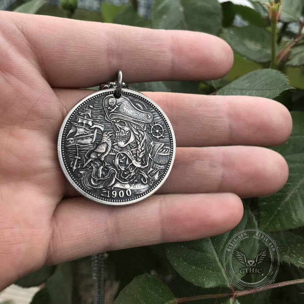 One Place Pirate Zinc Alloy Skull Hobo Nickel Pendant