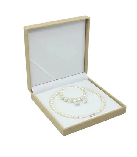 Jewelry Gift Box with Velvet Finish for Necklaces & Rings - Lootquake