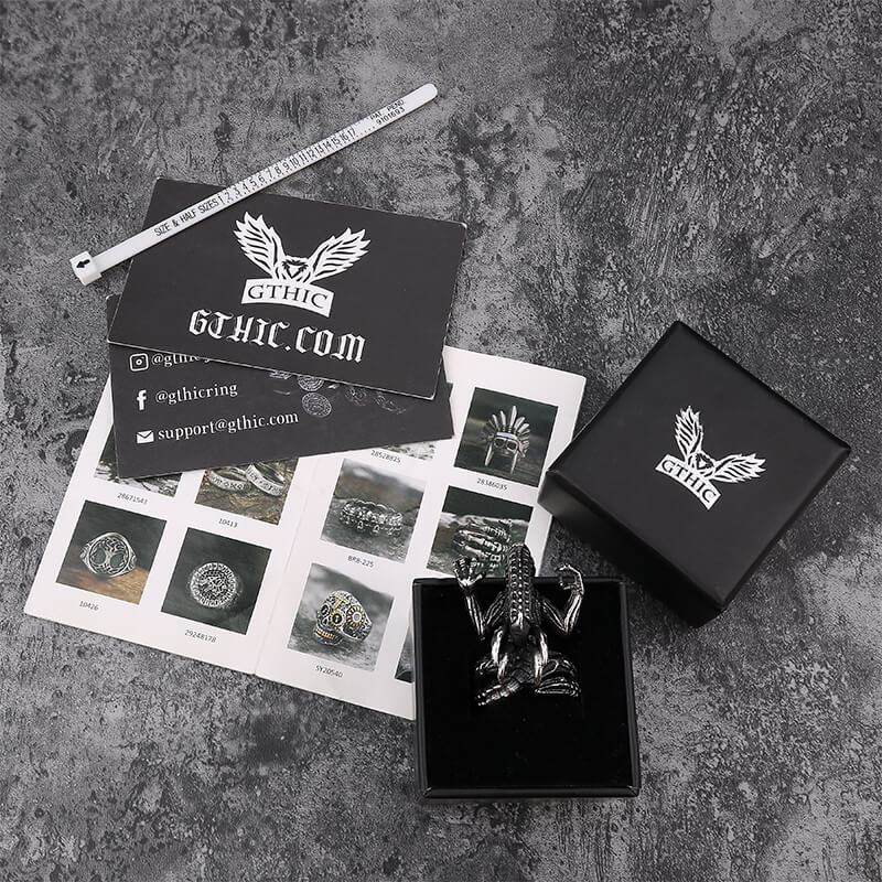 Anillo de calavera de acero inoxidable Predator