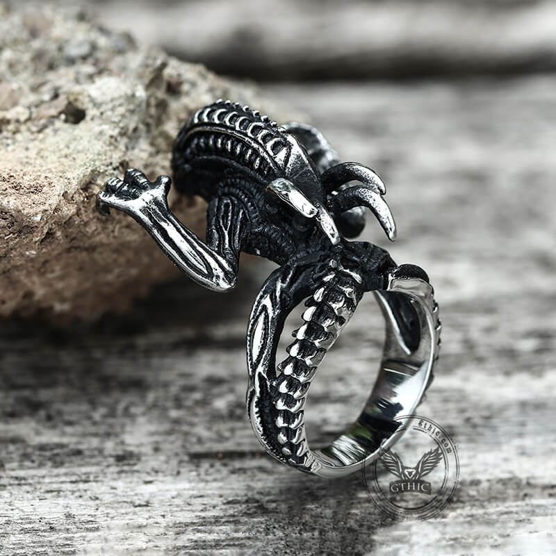 Anillo de calavera de acero inoxidable Predator