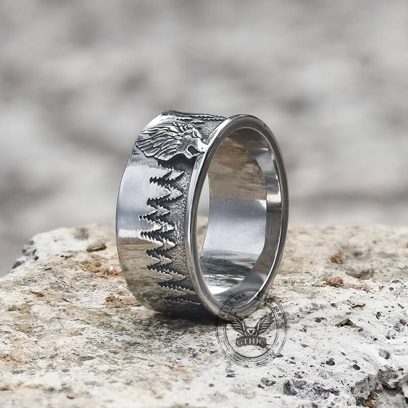 Howling Lone Wolf Stainless Steel Ring