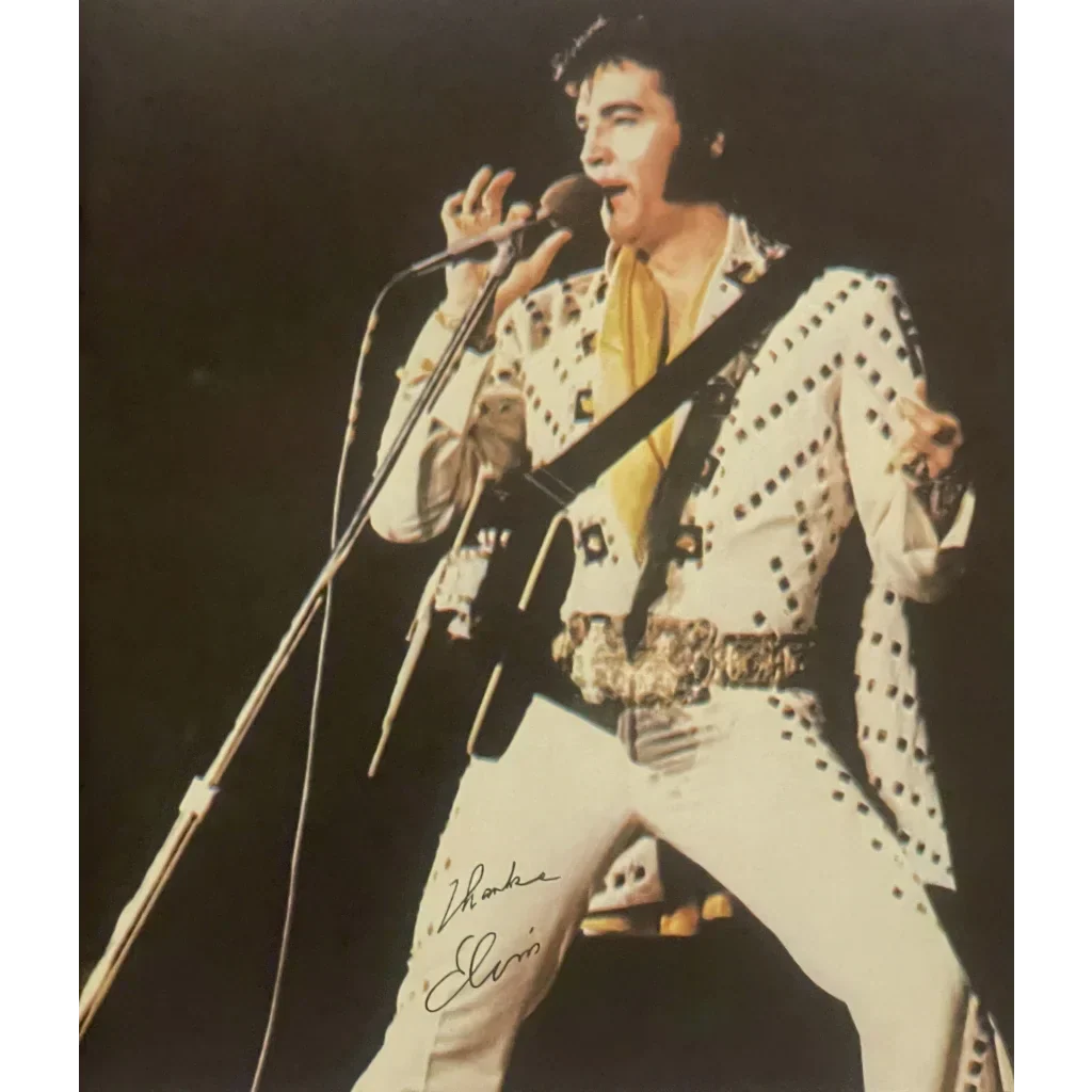 Rare 1970s Elvis Presley Concert Photos From The Colonel