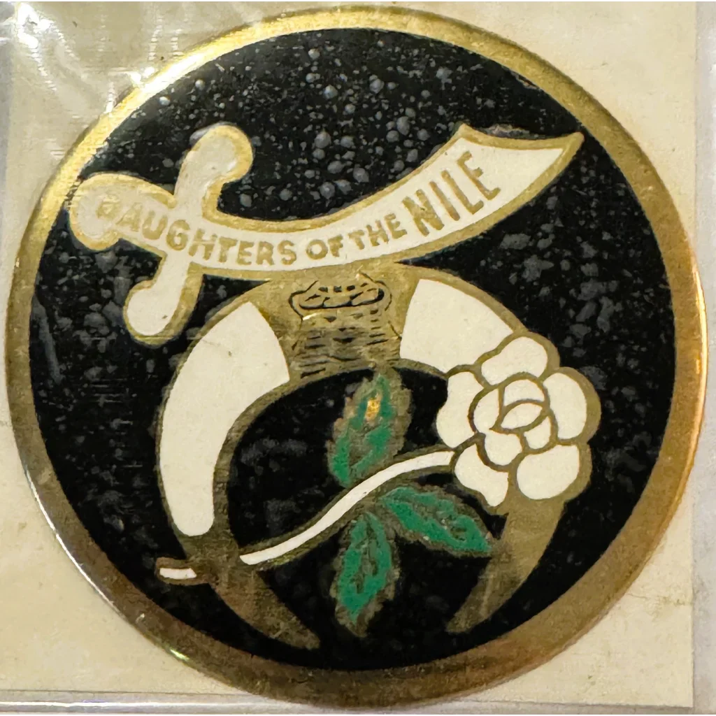 Rare Vintage 1960s Embla Crest Daughters of the Nile Decal