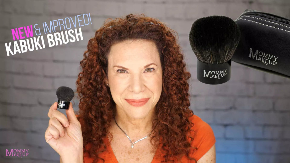 Brocha Kabuki: Brocha de maquillaje mineral cortada a mano, vegana y sin crueldad animal.