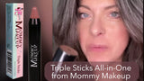 Lápiz labial Triple Sticks, rubor en crema y tratamiento en Bare Babe