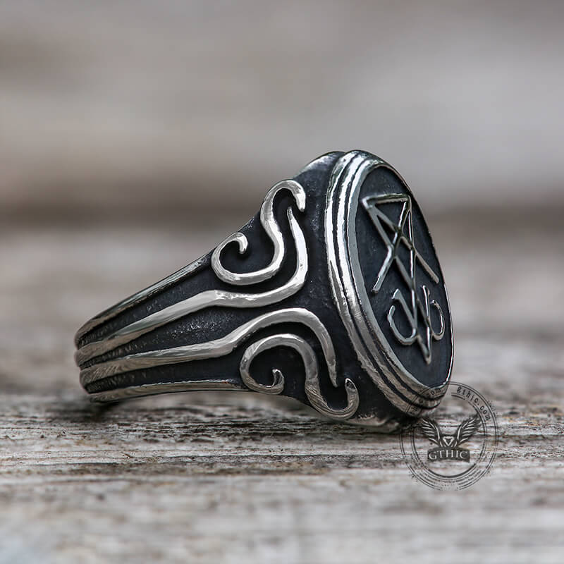 Anillo de acero inoxidable con el sello retro de Lucifer