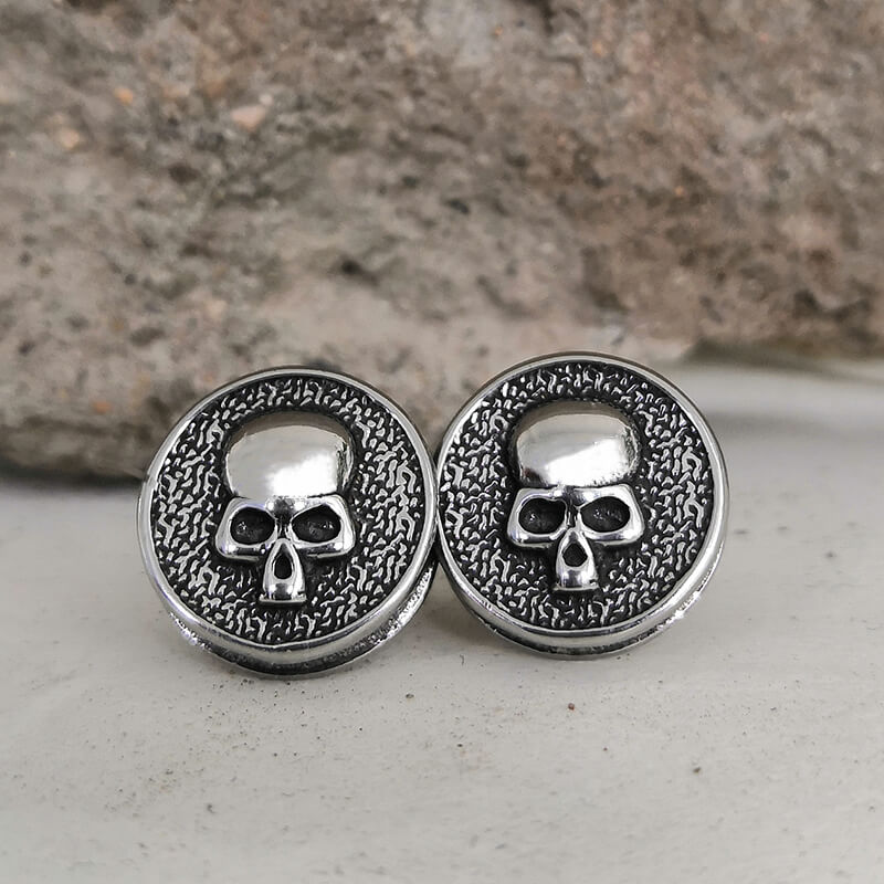Pendientes redondos de acero inoxidable con forma de calavera