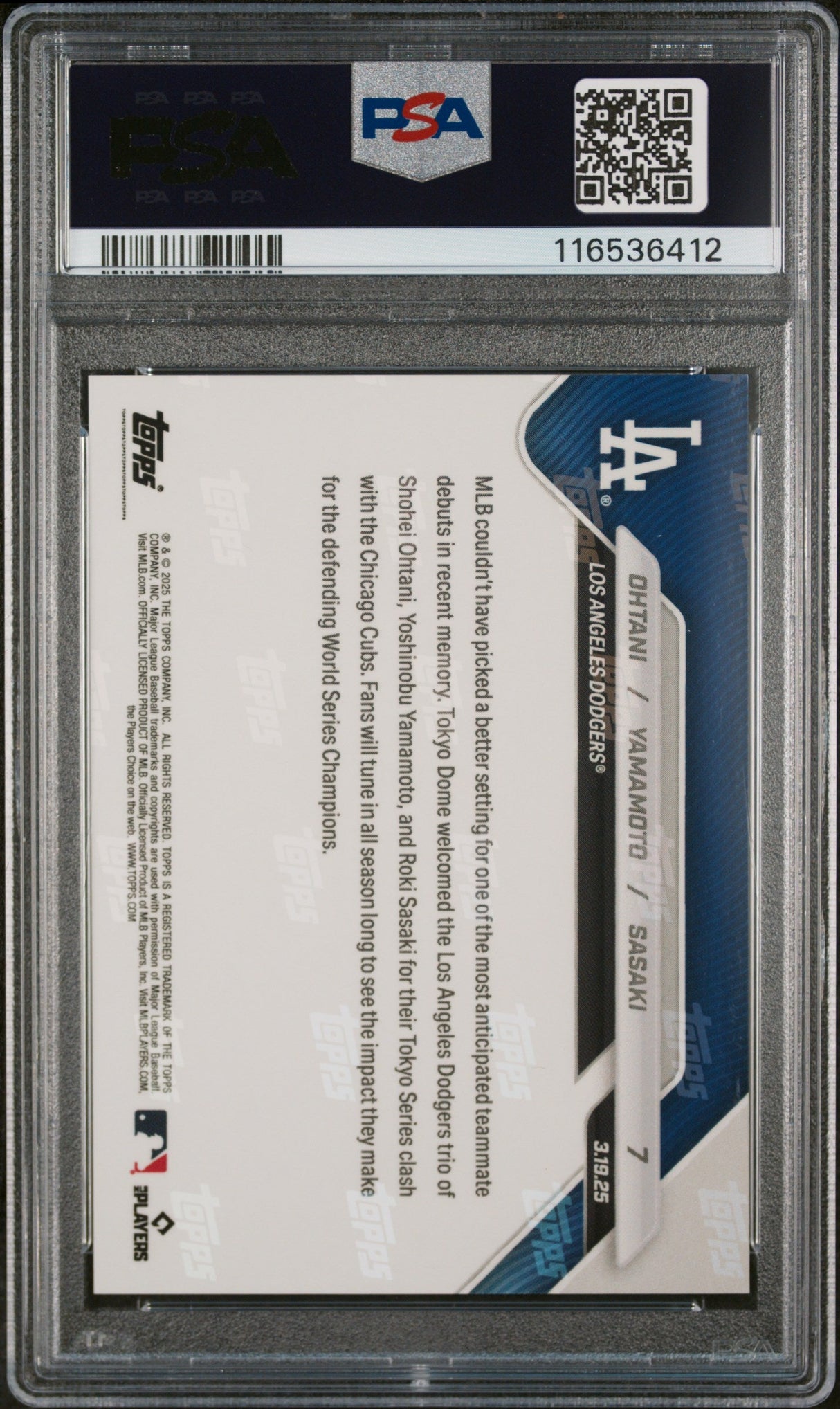 Tarjeta de béisbol Topps Now de Shohei Ohtani, Yoshinobu Yamamoto y Roki Sasaki n.° 7, clasificada en 2025, con un precio de venta al público de 10 gemas.