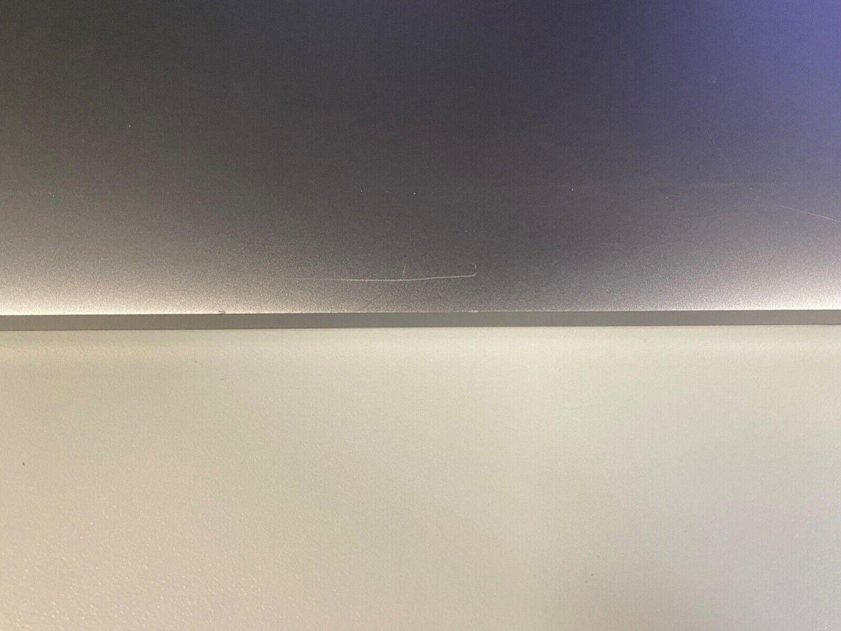 Apple MacBook Pro 15-inch 2017 3.1 GHz Core i7 1TB SSD 16GB RAM Touch Bar