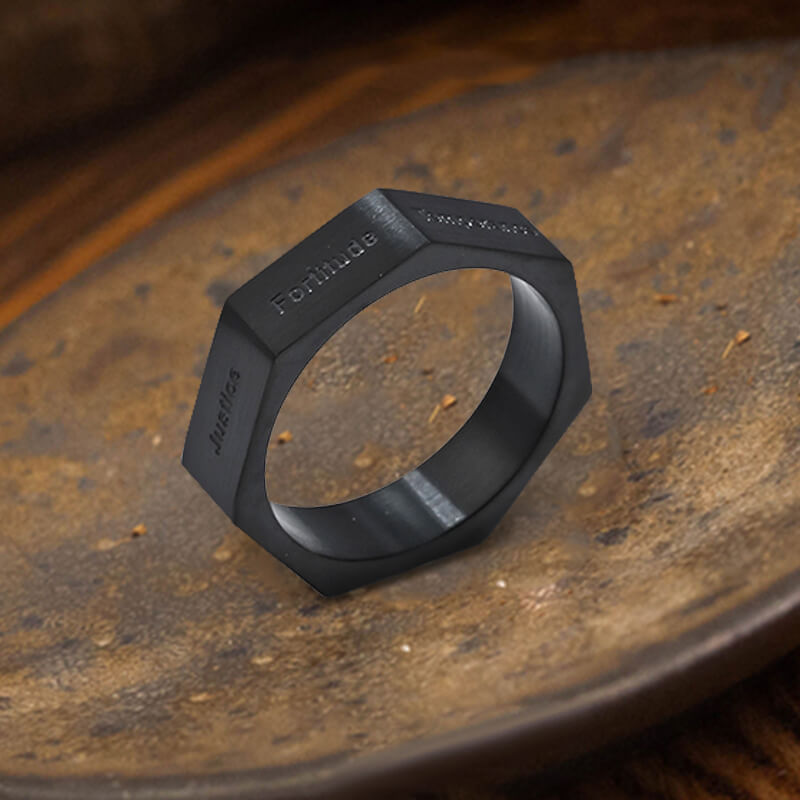 Anillo sencillo de acero inoxidable con siete pecados y siete virtudes