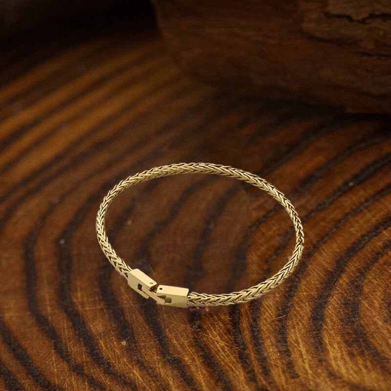 Pulsera de acero inoxidable con hebilla de joyería de color sólido simple
