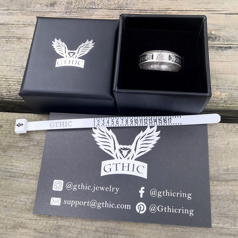 Anillo de acero inoxidable con runas y nudos celtas vikingos