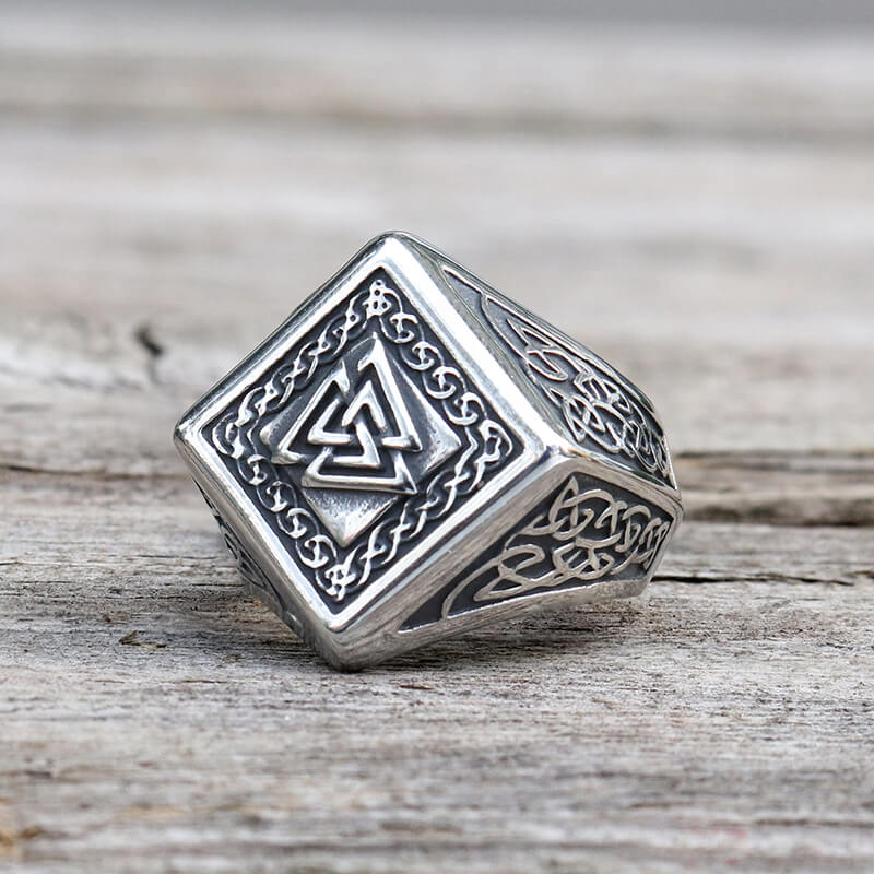 Anillo de acero inoxidable con nudo celta vikingo Valknut