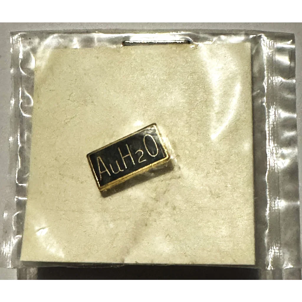 Rare 1964 AuH2O Barry Goldwater Campaign Pin Sealed in Package