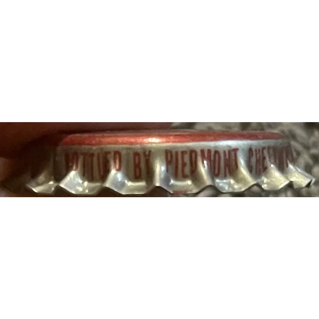 Rare 1970s Caravan Strawberry Soda Bottle Cap with Egyptian Pyramid