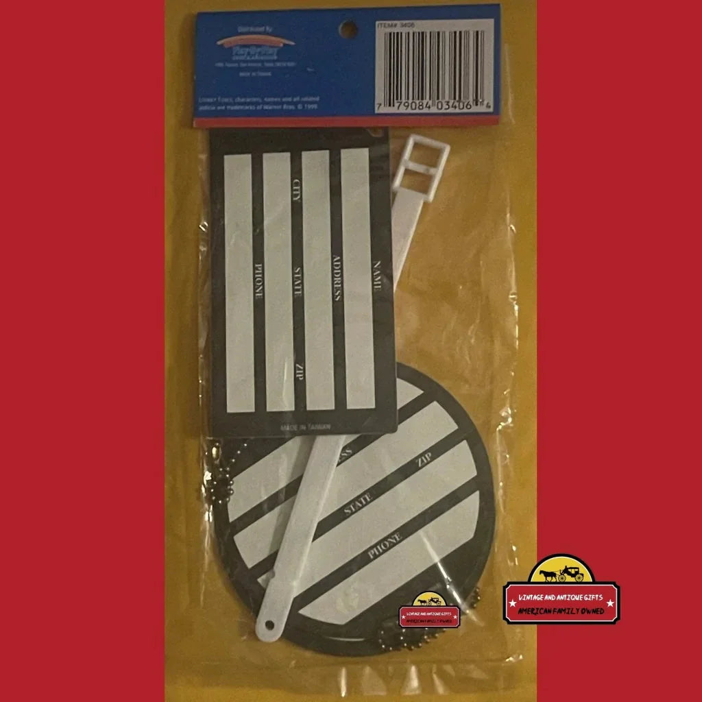 Rare 1999 Looney Tunes Keychains with Bugs Bunny and Friends