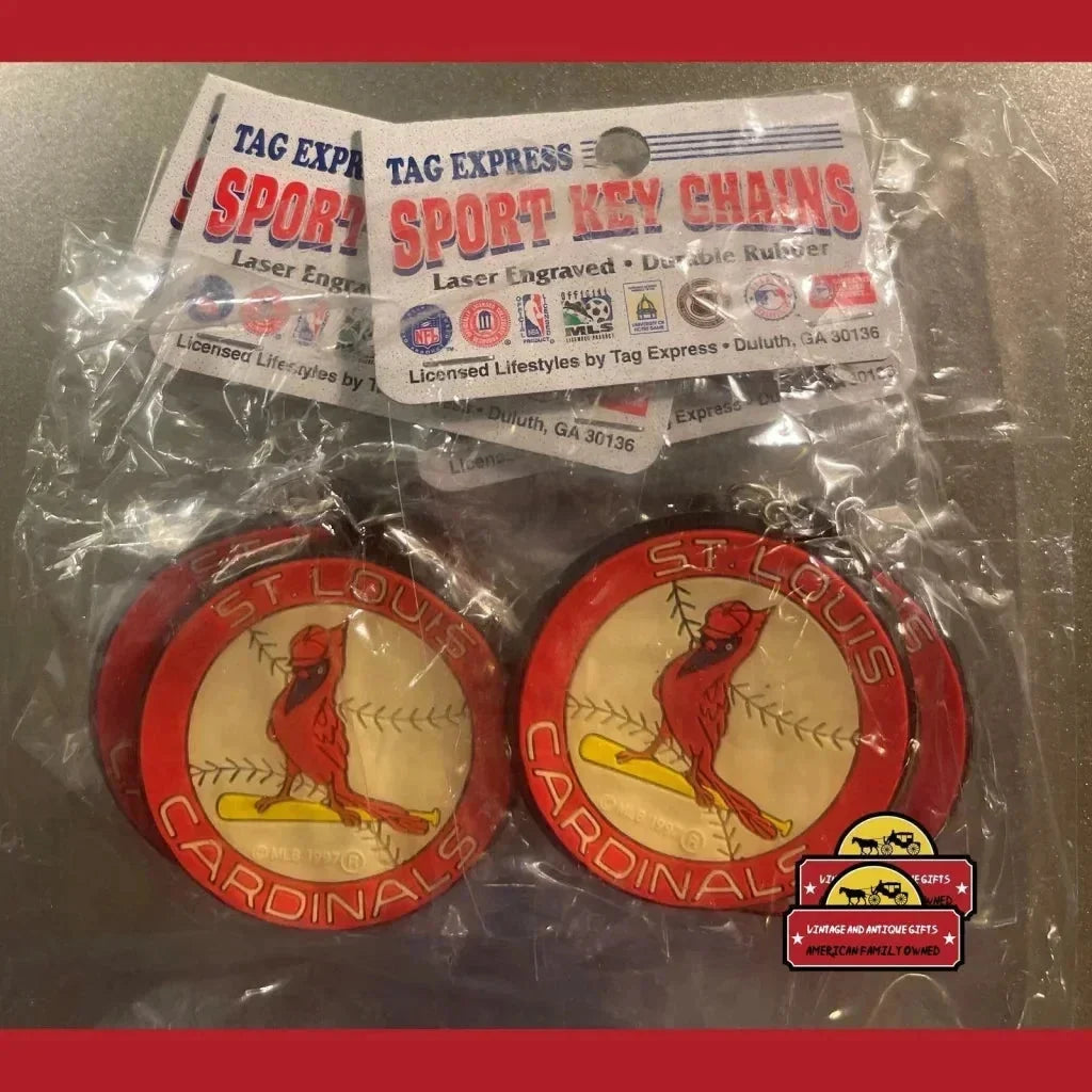 Rare 1997 St. Louis Cardinals Keychain: Vintage MLB Collectible
