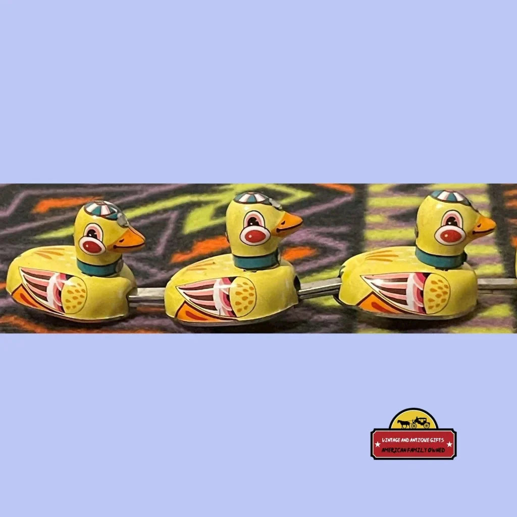 Rare Vintage Tin Wind Up Duck Family Toy from the 70s and 80s