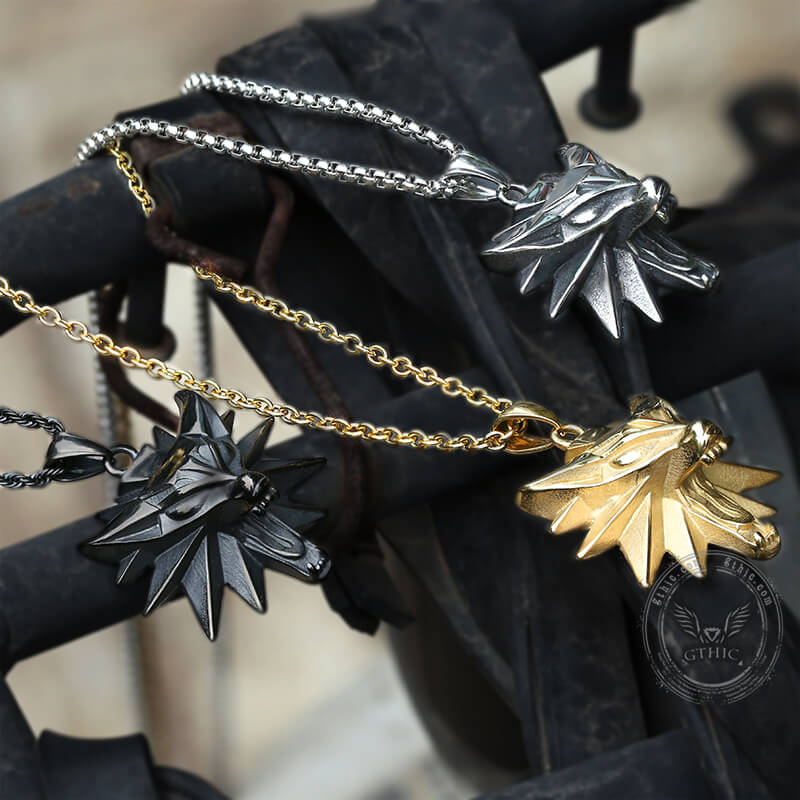 Colgante de acero inoxidable con cabeza de lobo de Wild Hunt