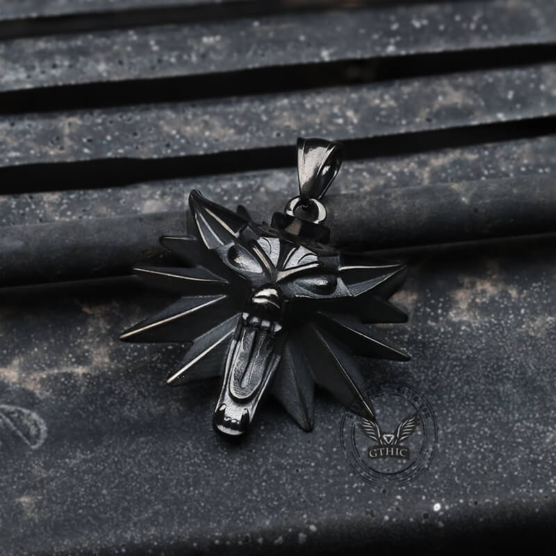 Colgante de acero inoxidable con cabeza de lobo de Wild Hunt
