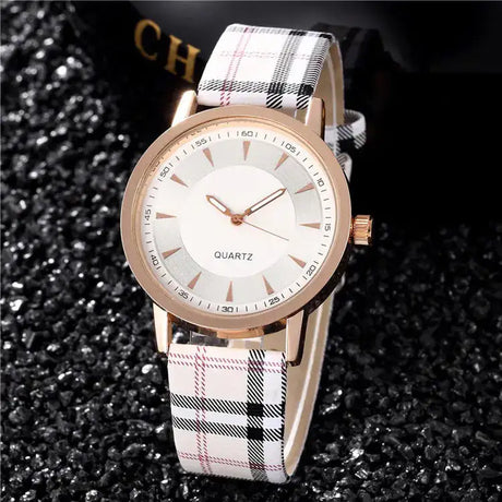 Fashion Women's Belt Watches - Hot Selling Style - Lootquake